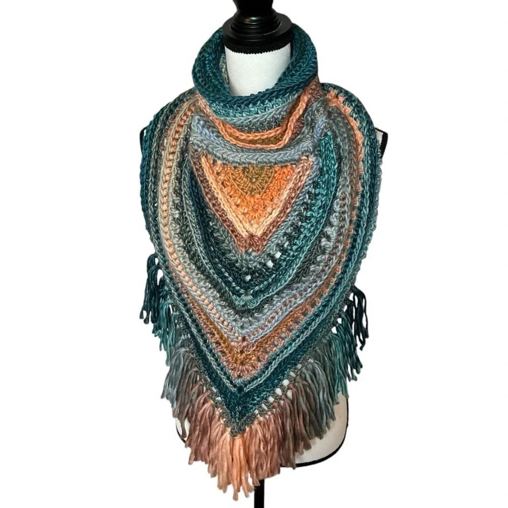Handcrafted Crochet Cowl Neck Scarf With‎ Fringe New Handmade by Seller Knit
